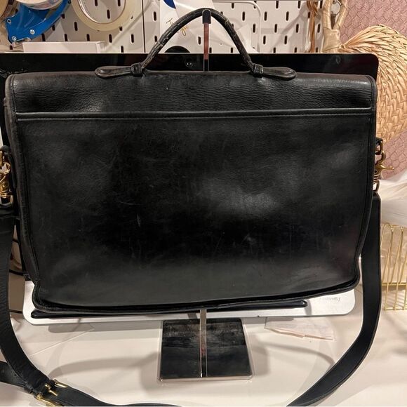 RARE Coach Vtg Leather Messenger Briefcase Satchel unlined - Picture 2 of 15